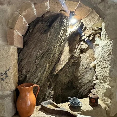 Domu 'e Ajiajius *