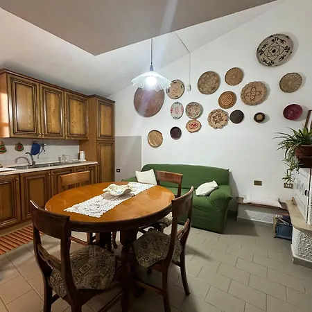 펜션 Domu 'e Ajiajius *