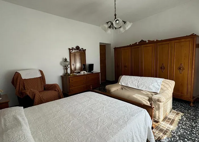 Domu 'e Ajiajius 度假居 贡内萨