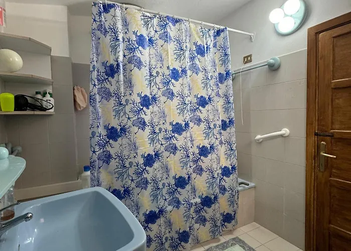 Domu 'e Ajiajius 贡内萨